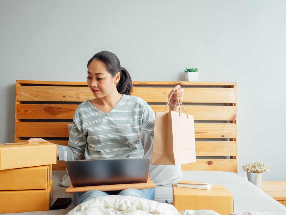 Paylater dan Pinjaman: Apakah Paylater Sama dengan Pinjol?